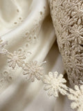 4 Yards Natural Daisy  Venice Venise Lace Trim 7/8” great for doll craft drapery