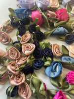 Random LOT 100 Satin Ribbon big & small Rose Flower Applique Sewing Bow Craft